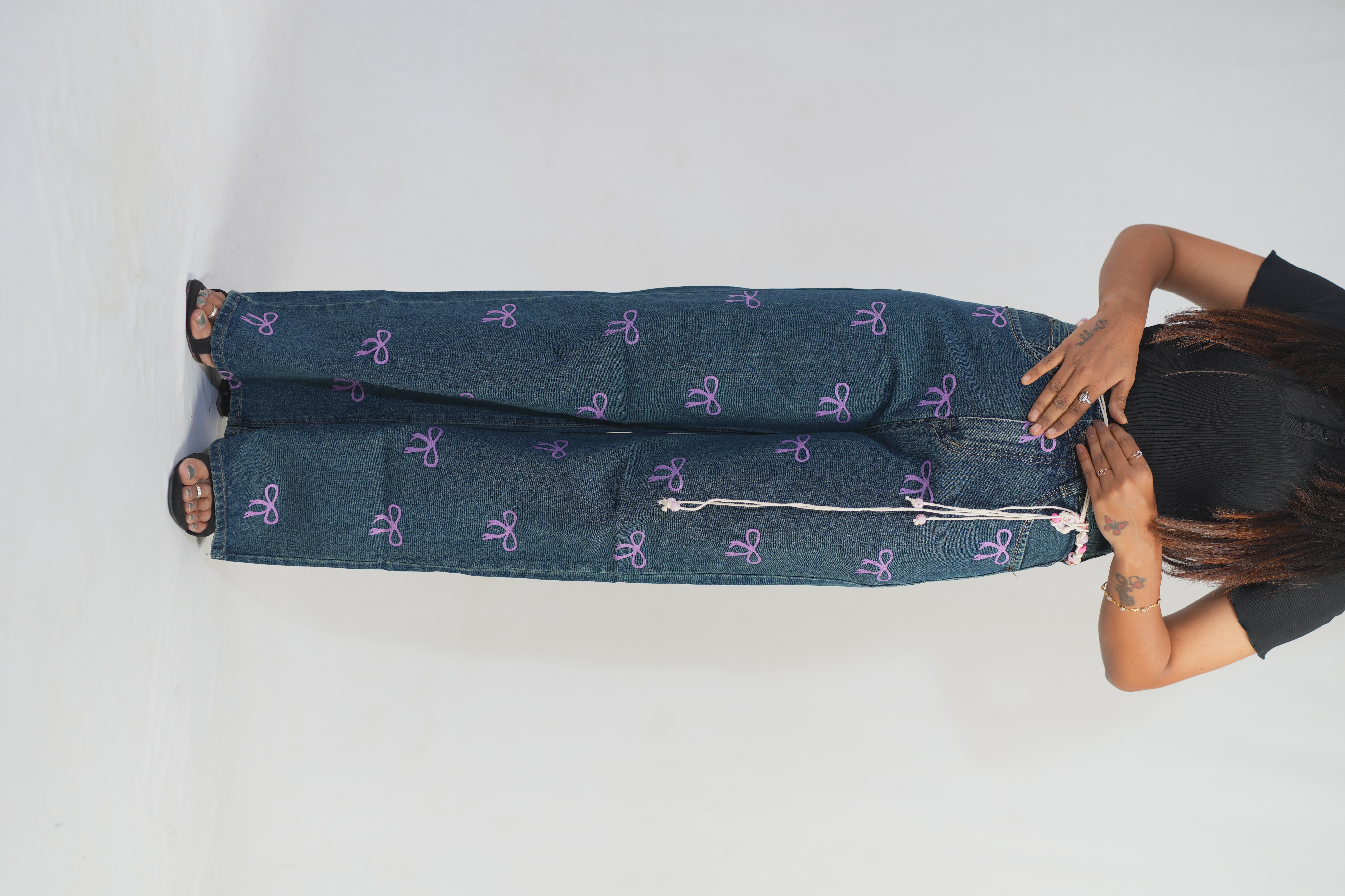 Bow Printed Jeans With Thread Belt